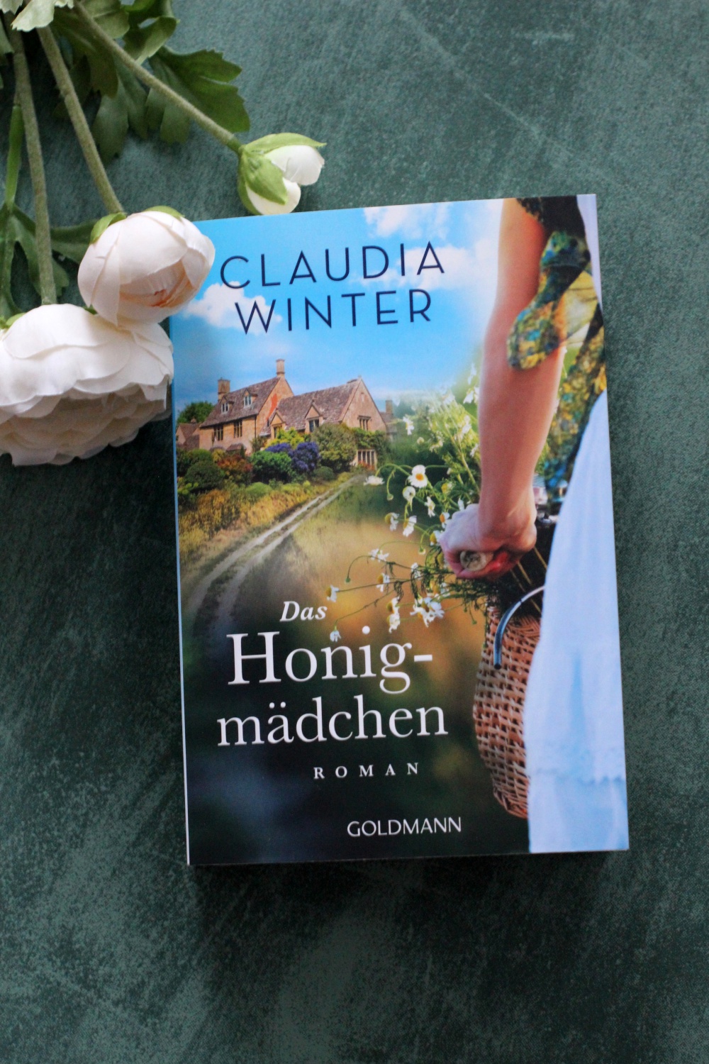 Rezension zu Das Honigmädchen von Claudia Winter