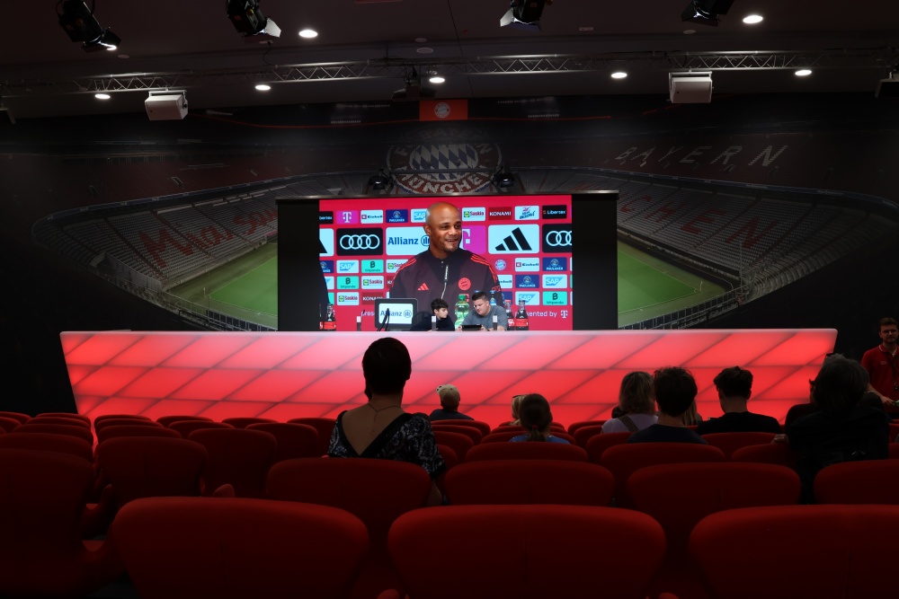 08_München_Allianz Arena_Pressekonferenz