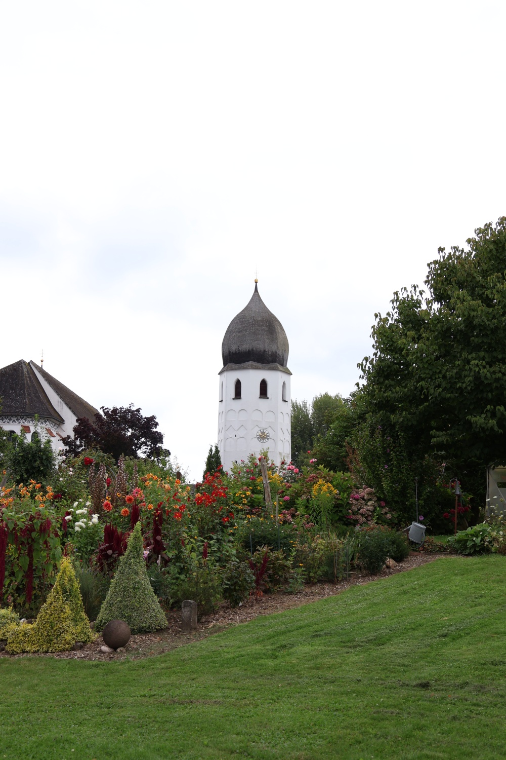 14_Fraueninsel_Kloster_Klostergarten